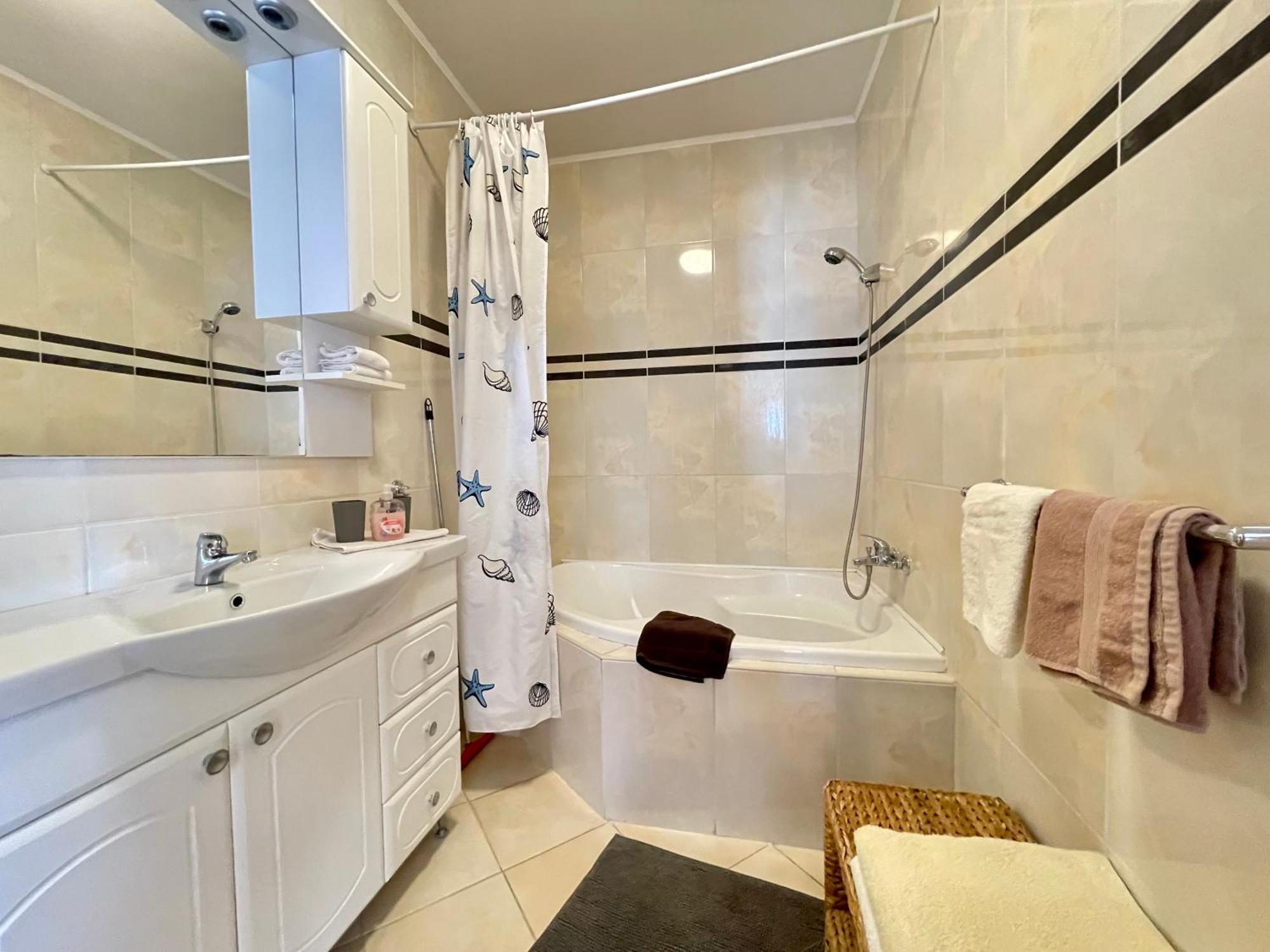 Appartement Kastelo Teraso 잘레크세니 외부 사진