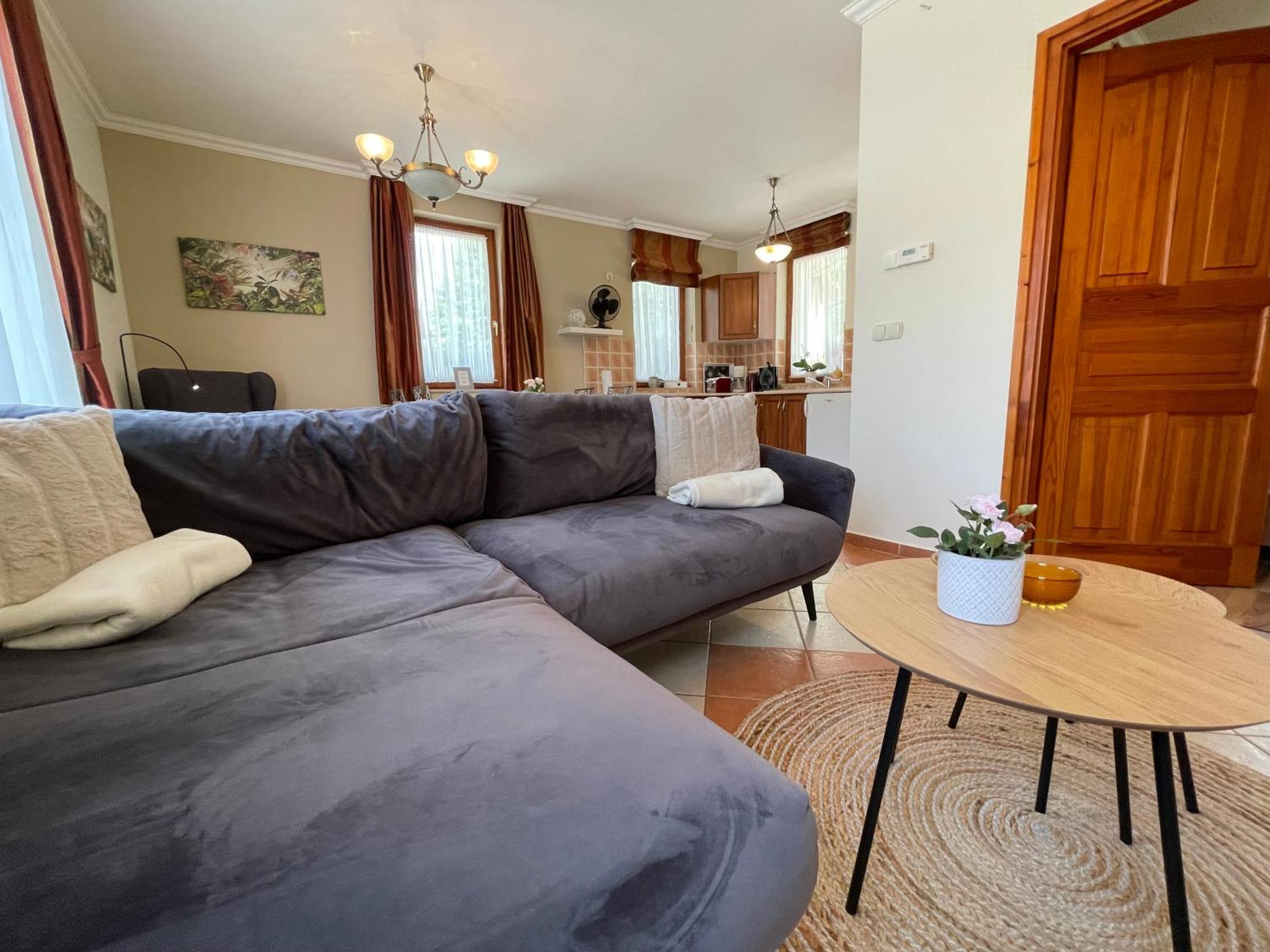 Appartement Kastelo Teraso 잘레크세니 외부 사진