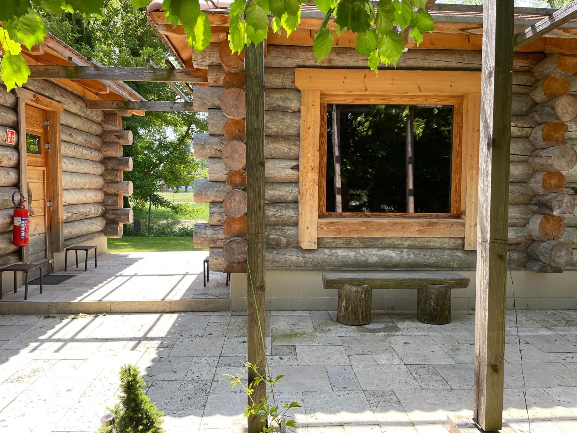 Appartement Kastelo Teraso 잘레크세니 외부 사진